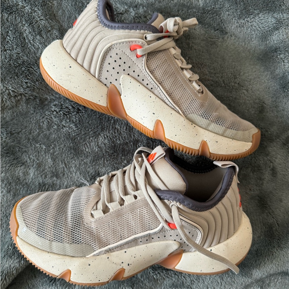 adidas Trae Unlimited "Wonder Beige/Grey Five/Wonder White" basketball shoes